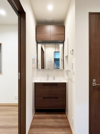 耐震補強と断熱材に包まれた安心で快適な家　大田区E様邸